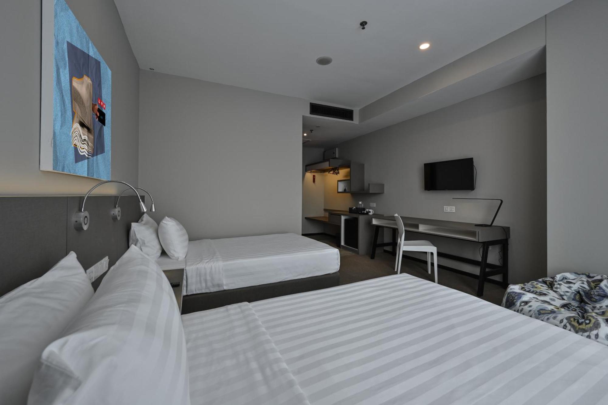 Aparthotel Asaya Damansara Petaling Jaya Exterior foto